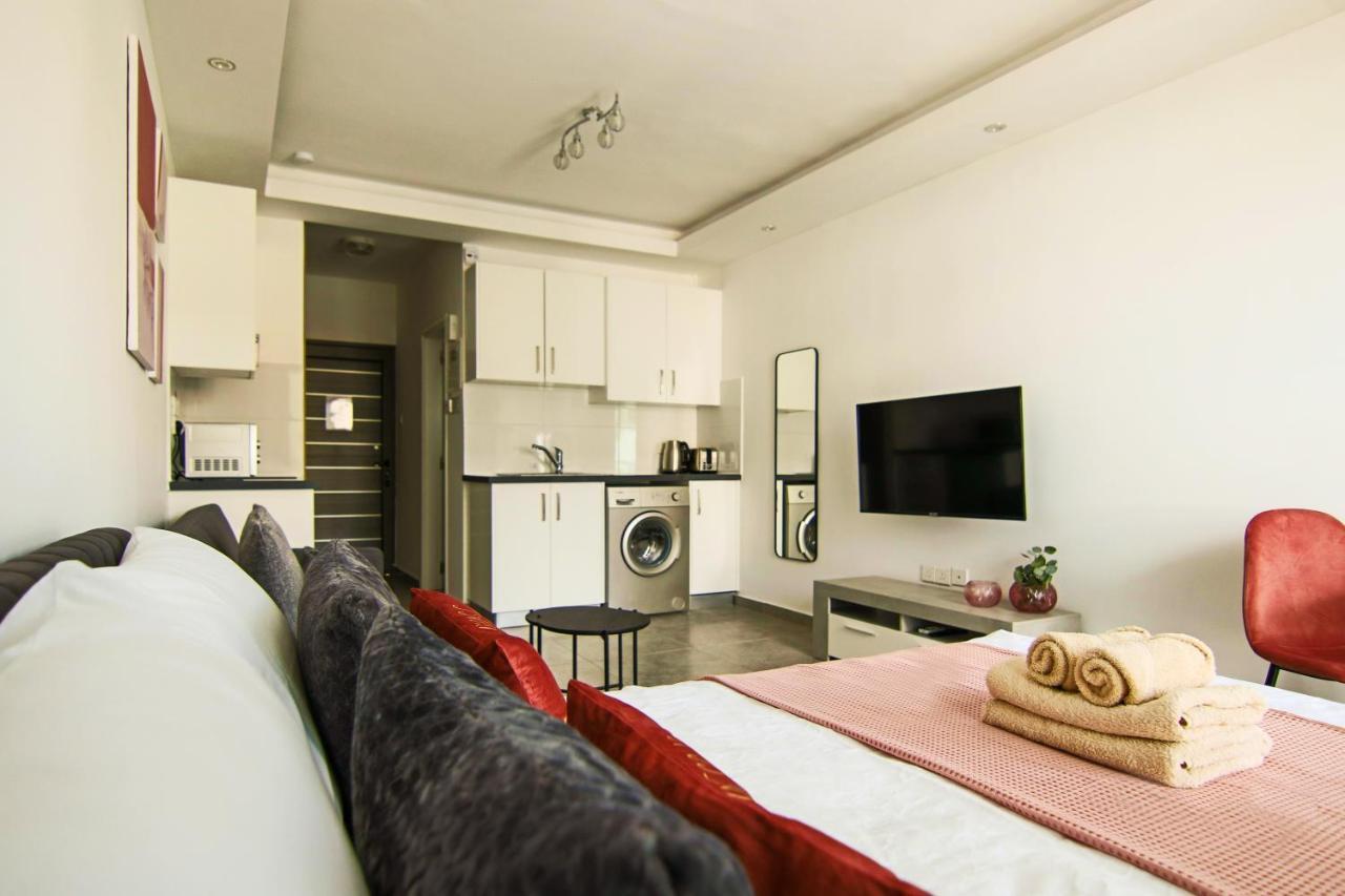 Phaedrus Living: Seaside Luxury Flat Athina 115 Apartment Paphos Luaran gambar